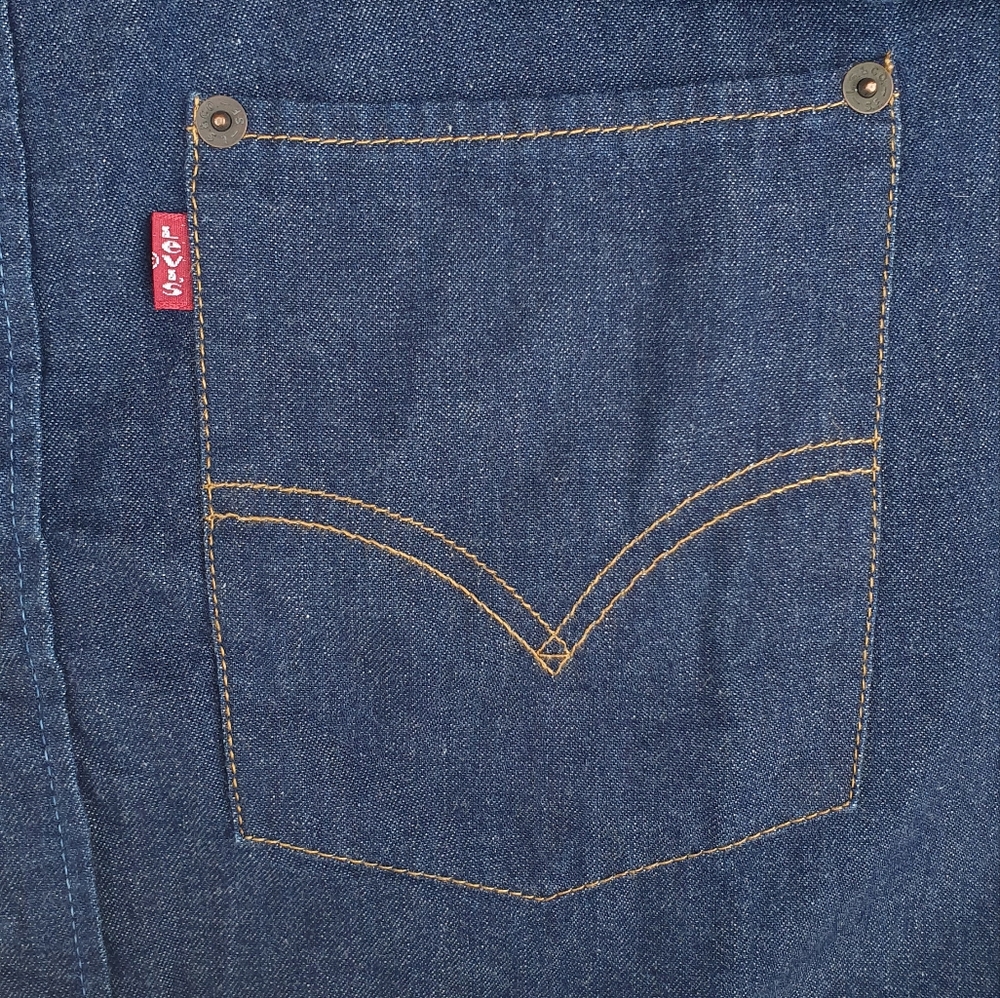 Levi's Red Tab Classic Denim Shirt Dark Wash Men's M - Picture 7 of 11
